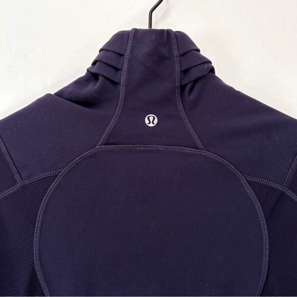 Lululemon Bhakti Yoga Zip Up Jacket in Black Grape Purple Violet size 8 - Picture 8 of 12